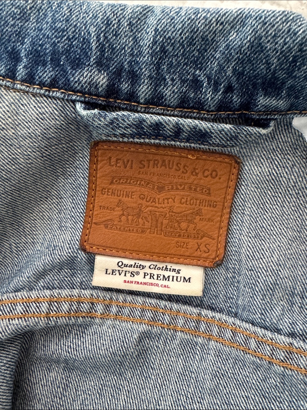 Levi’s Jean Jacket - Picture 2 of 5